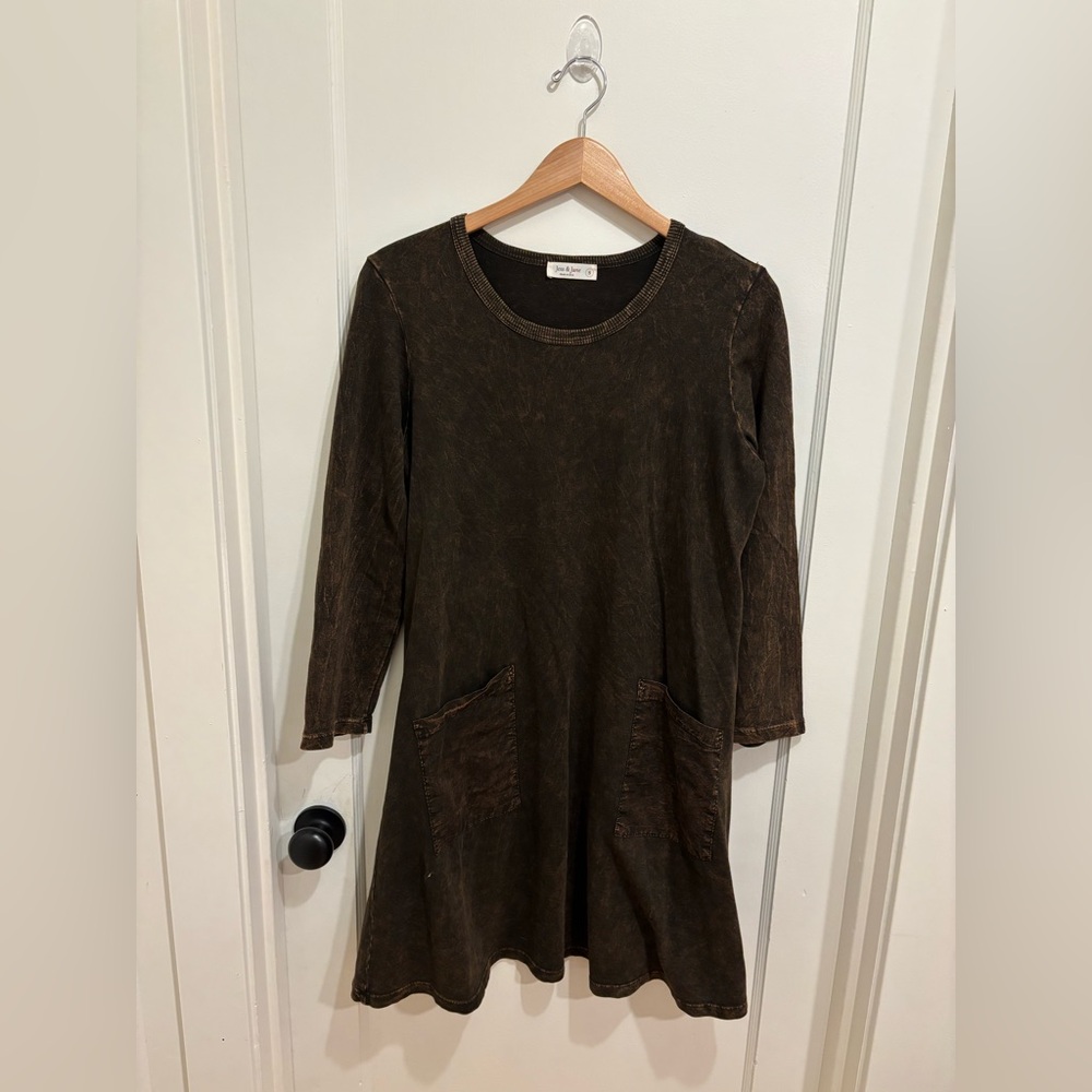 Jess & Jane Long Sleeve Brown Dress Small